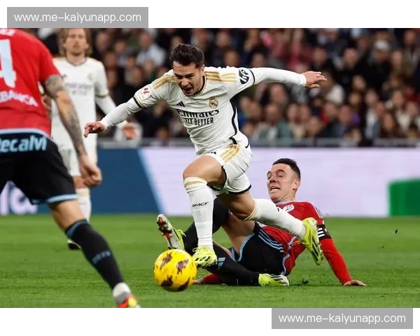 绿茵之上的北境史诗：皇家社会vs塞尔塔，不只是足球，更是一场感官盛宴